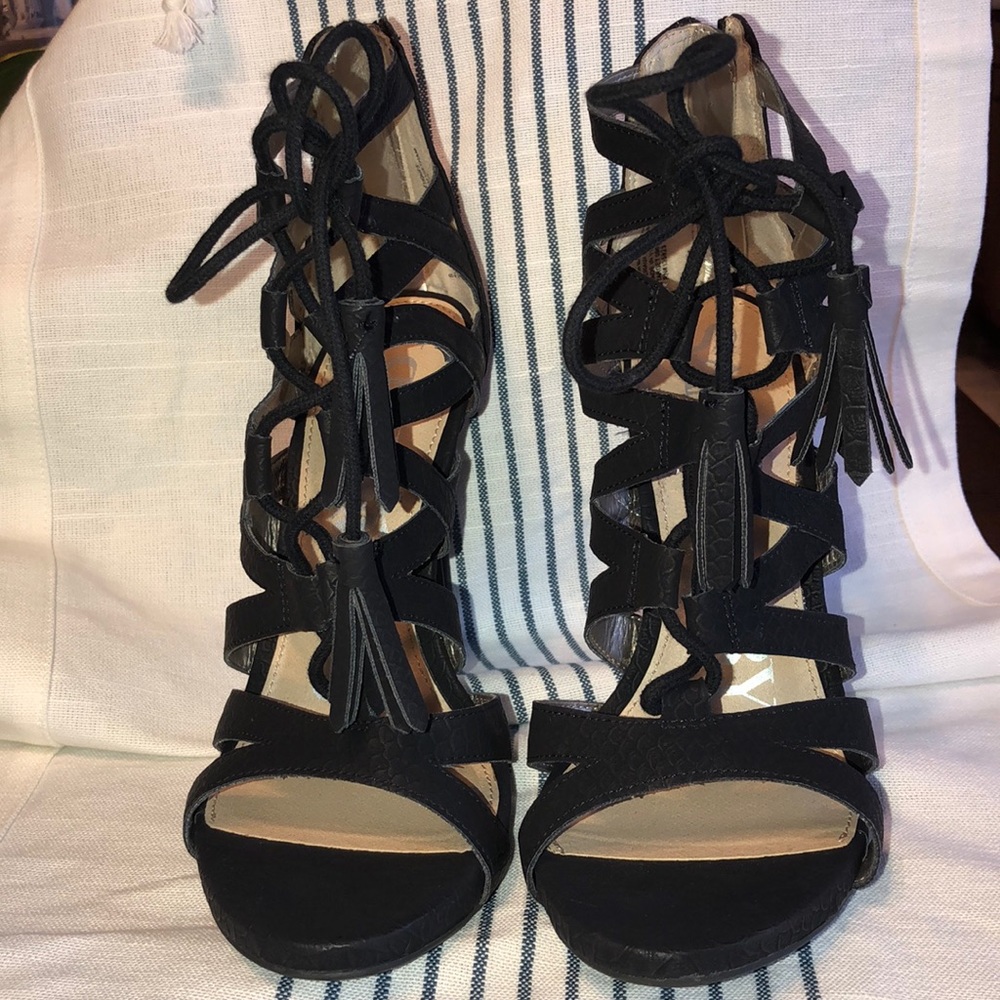 Sam & Libby Heels - Picture 2 of 11